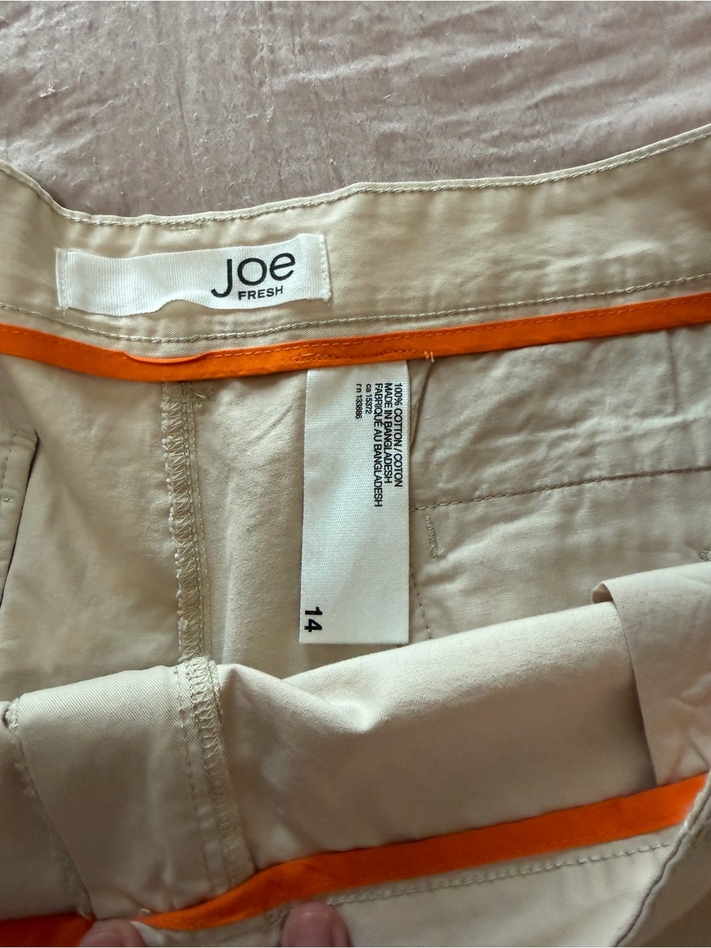 Joe Fresh Light Cream Casual Women's Shorts - Picture 2 of 3